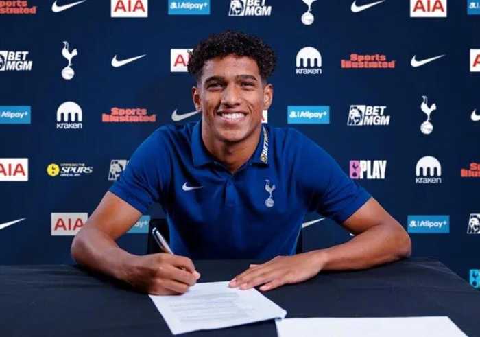 热刺官宣1500万欧签下桑托斯中场索萨