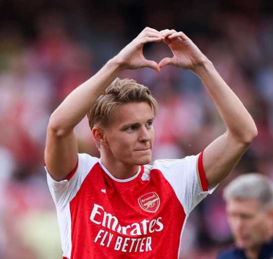 阿森纳队长之争再起！昔日核心状态下滑，阿尔特塔皱眉回应