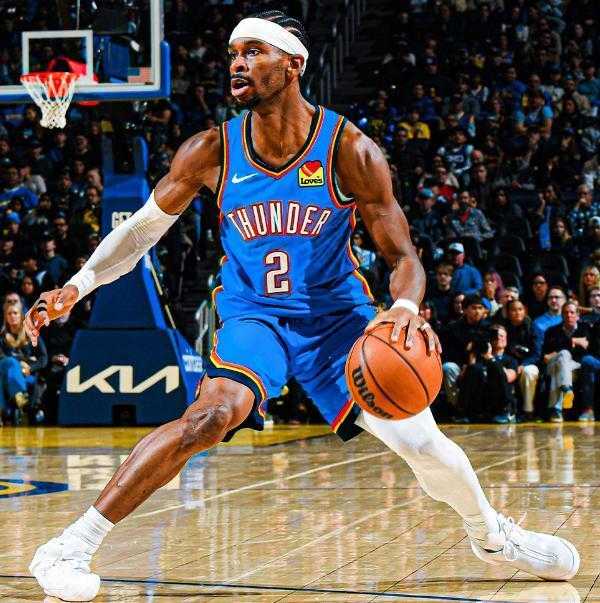 亚历山大20+5+9哈滕三双，霍姆格伦完爆状元郎，雷霆36分血洗魔术